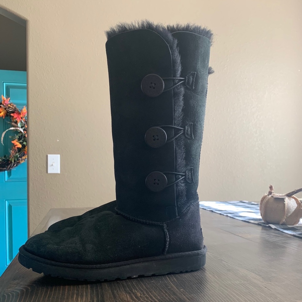 Ugg tall 3 button Bailey